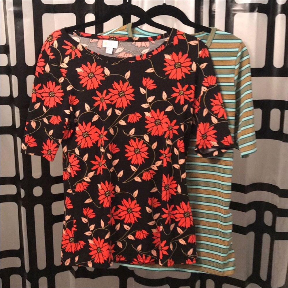 2 LuLaRoe Size Medium Gigi’s